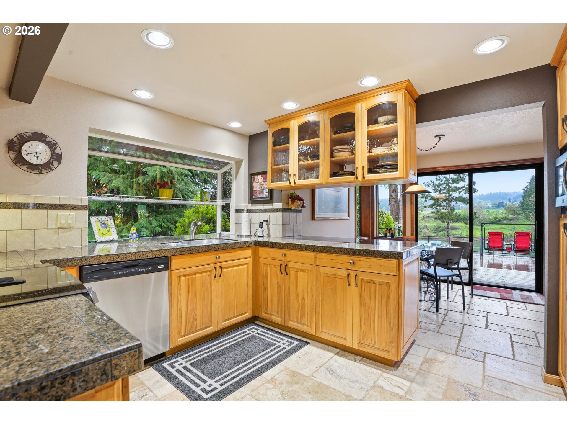 23905 Butteville Road Northeast Aurora, OR 97002 - Photo 15 of 47 Kitchen