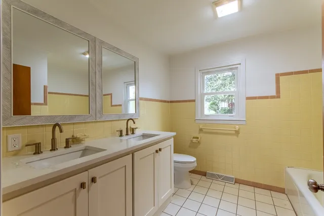 $369,000 | 370 Bowen Drive, Savannah, TN 38372