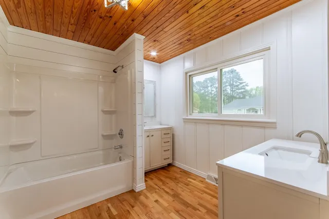 $369,000 | 370 Bowen Drive, Savannah, TN 38372