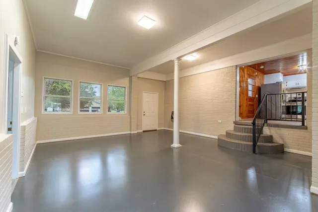 $369,000 | 370 Bowen Drive, Savannah, TN 38372