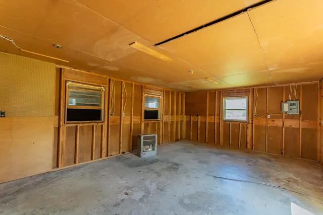 $369,000 | 370 Bowen Drive, Savannah, TN 38372