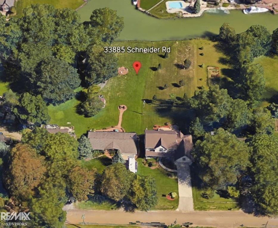 33885 Schneider Road Chesterfield, MI 48047 - Photo 2 of 32