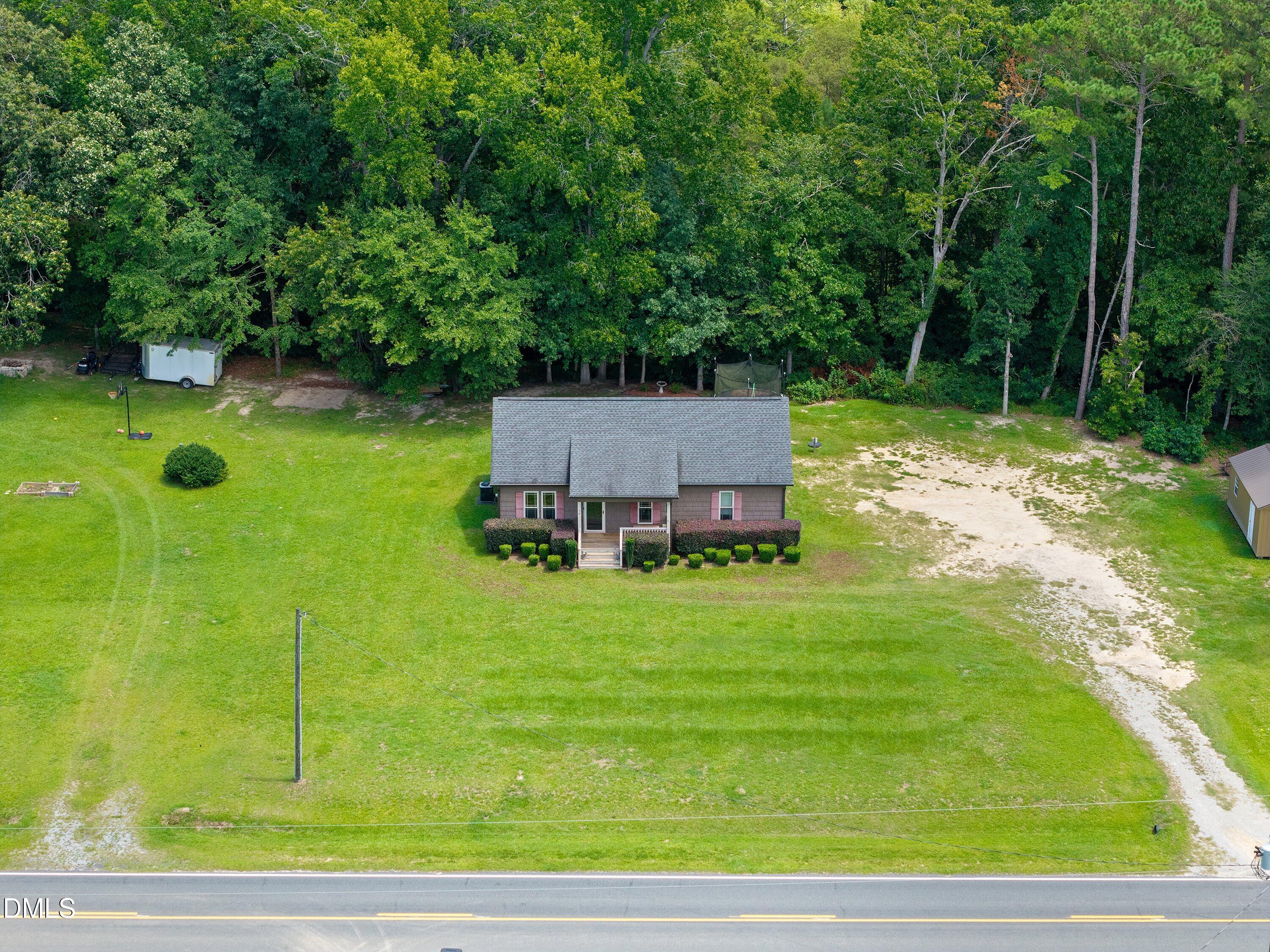 70 Young Road Angier, NC 27501 - Photo 5 of 38 42-70 Young_ (6)