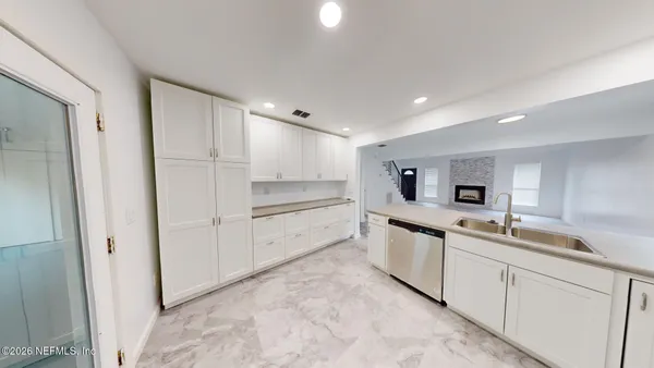 $1,950 | 11384 Shovler Court, Jacksonville, FL 32225