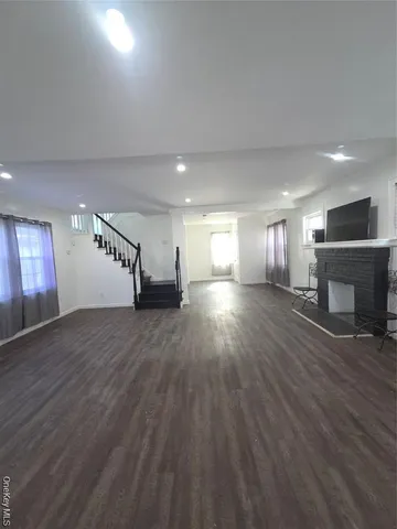 $4,000 | 105-32 192nd Street | Hollis