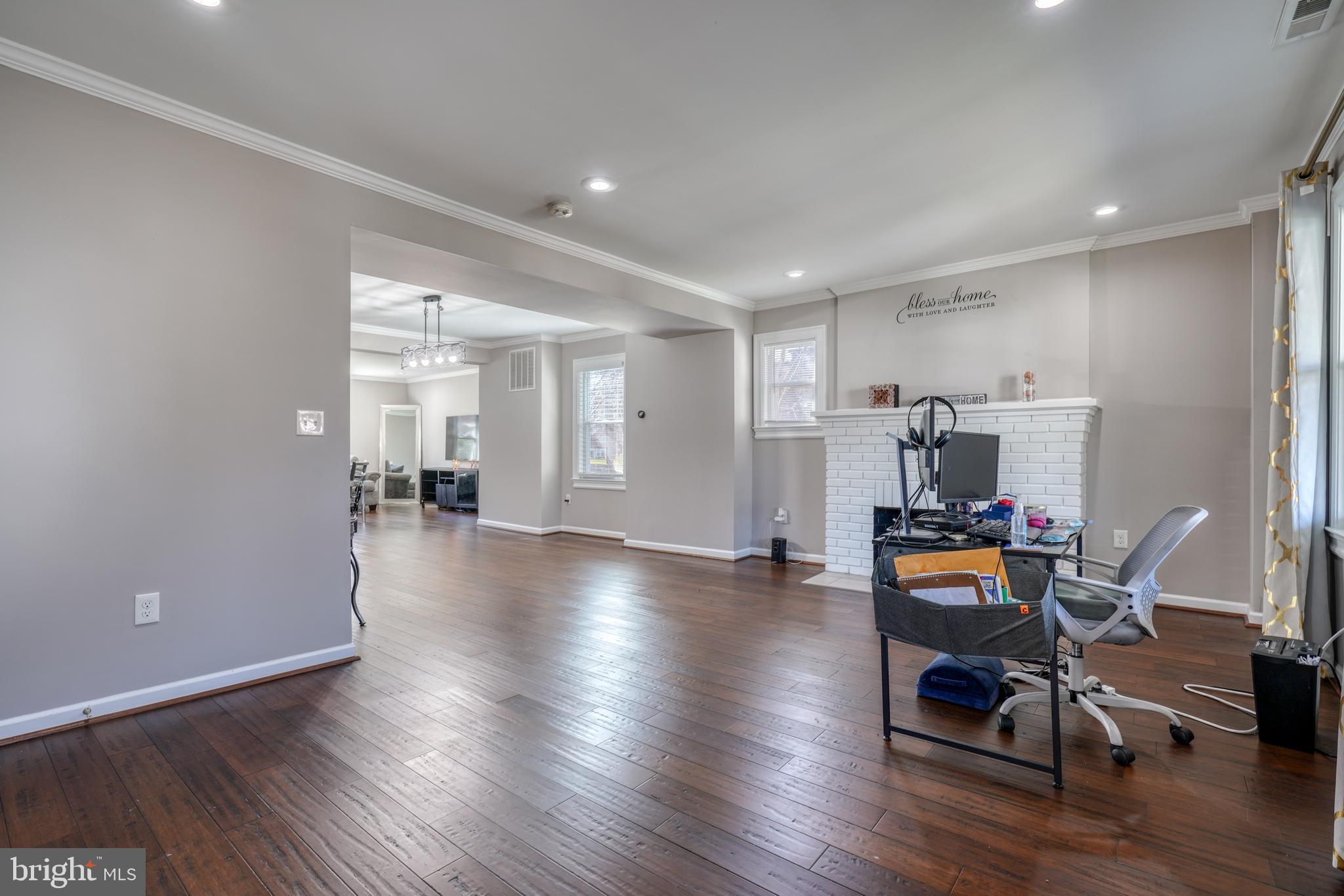 3503 Dennlyn Road Baltimore, MD 21215 - Photo 9 of 65 Gallery Image 9