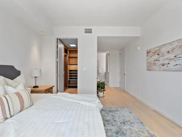 $7,000 | 1020 Sunset Point Road, Unit 213, Clearwater, FL 33755