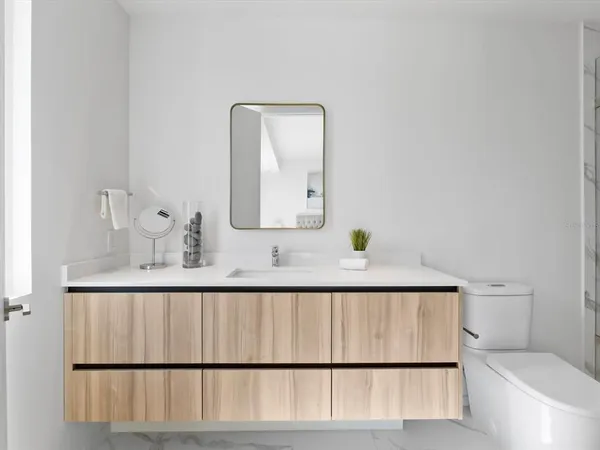 $7,000 | 1020 Sunset Point Road, Unit 213, Clearwater, FL 33755