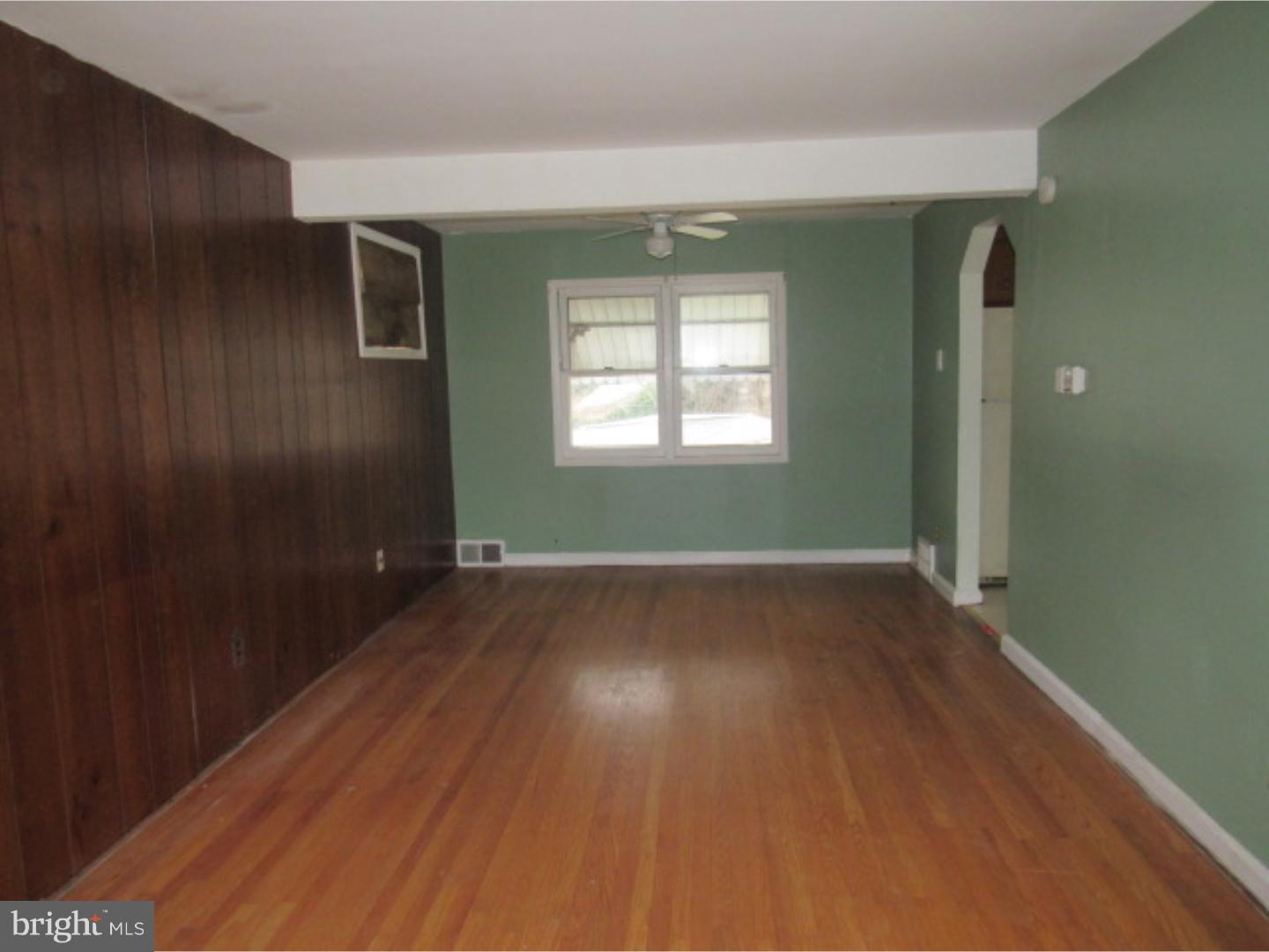 304 West Roland Road Brookhaven, PA 19015 - Photo 3 of 16 Gallery Image 3