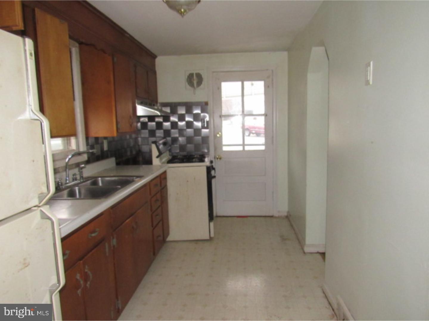 304 West Roland Road Brookhaven, PA 19015 - Photo 4 of 16 Gallery Image 4