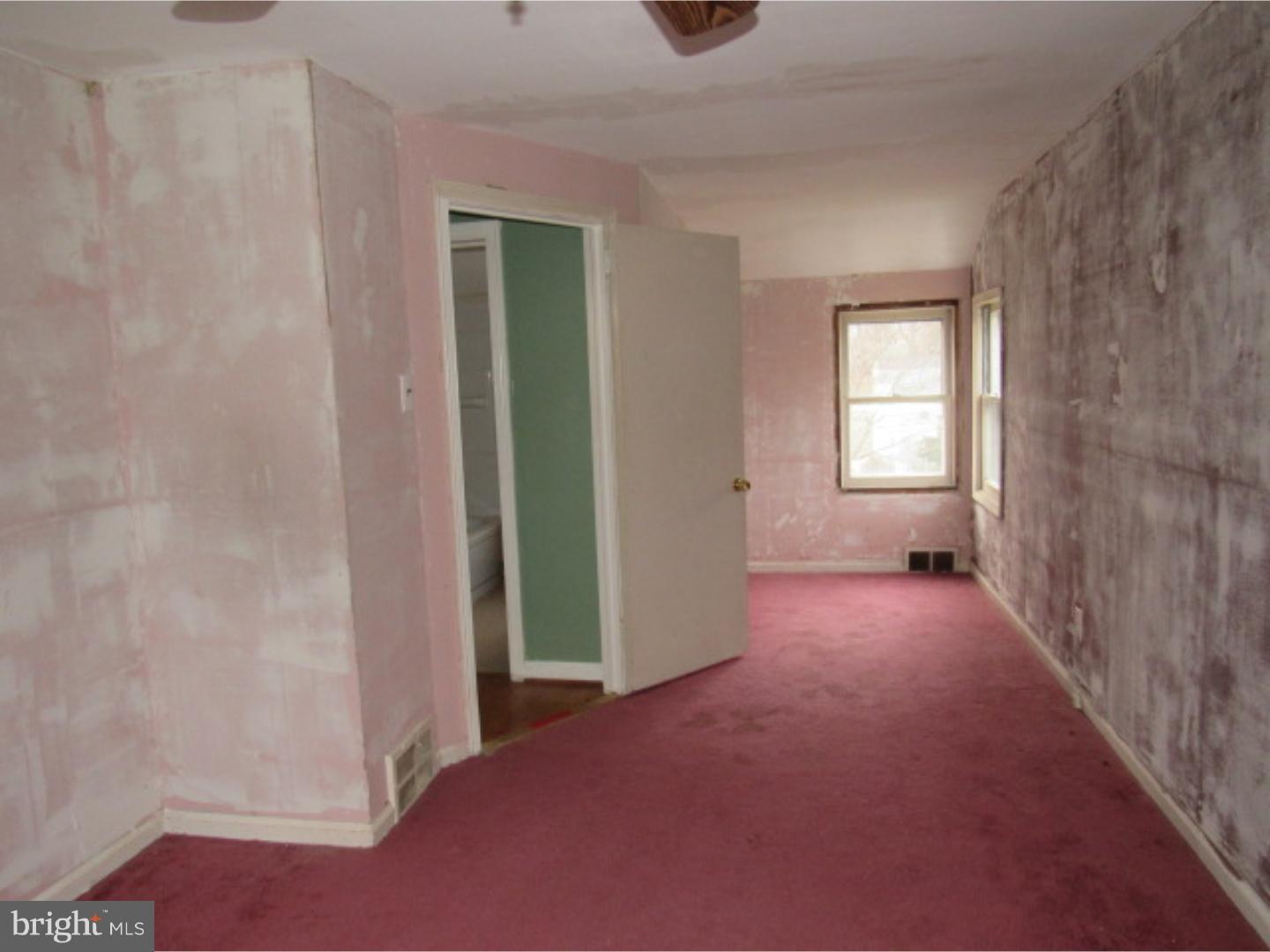 304 West Roland Road Brookhaven, PA 19015 - Photo 10 of 16 Gallery Image 10