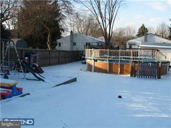608 Continental Road Hatboro, PA 19040 - Photo 11 of 12 Exterior Back