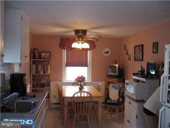 608 Continental Road Hatboro, PA 19040 - Photo 4 of 12 Kitchen