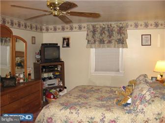 608 Continental Road Hatboro, PA 19040 - Photo 7 of 12 Bedroom - Main