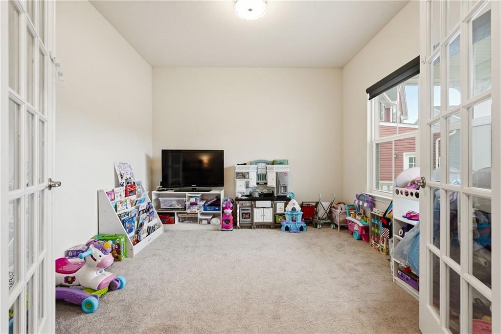 514 Prada Place Zelienople, PA 16063 - Photo 10 of 49