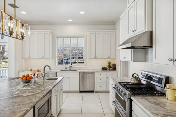 $3,399,900 | 2319 Terminal Loop Road, McQueeney, TX 78123