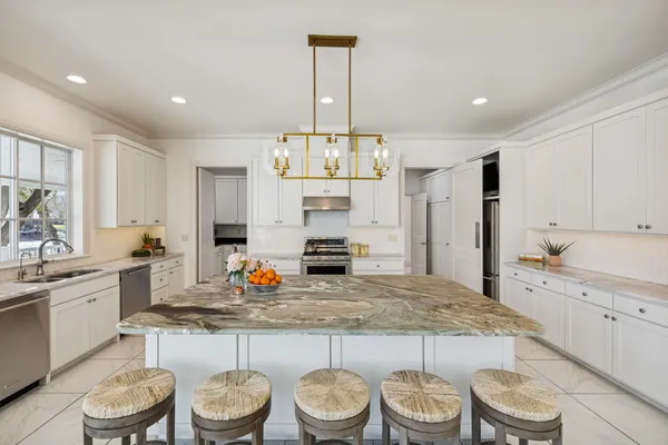 $3,399,900 | 2319 Terminal Loop Road, McQueeney, TX 78123