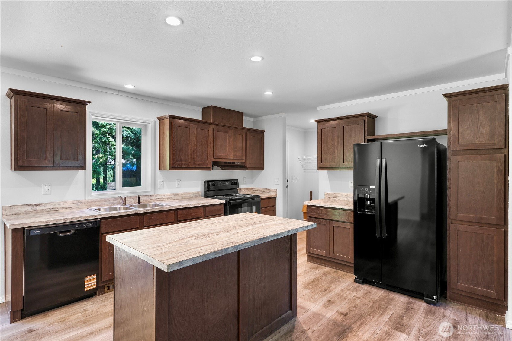 7944 Carson Road Blaine, WA 98230 - Photo 10 of 33