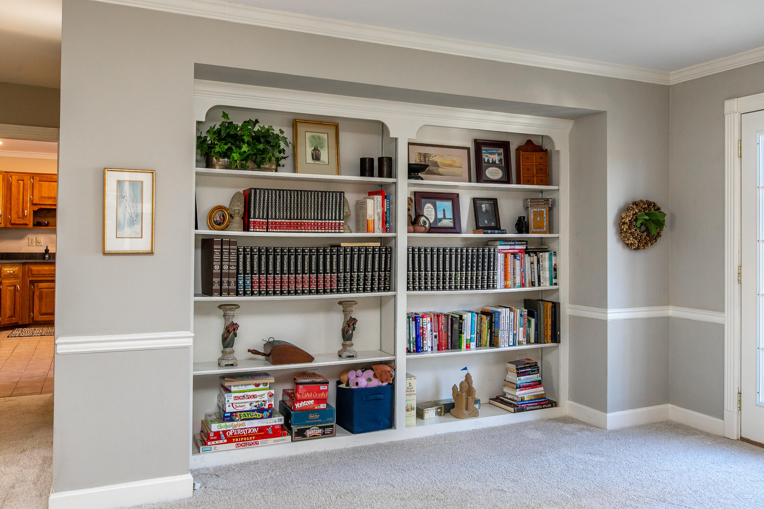 3451 Snaffle Road Lexington, KY 40513 - Photo 12 of 46 additional built ins