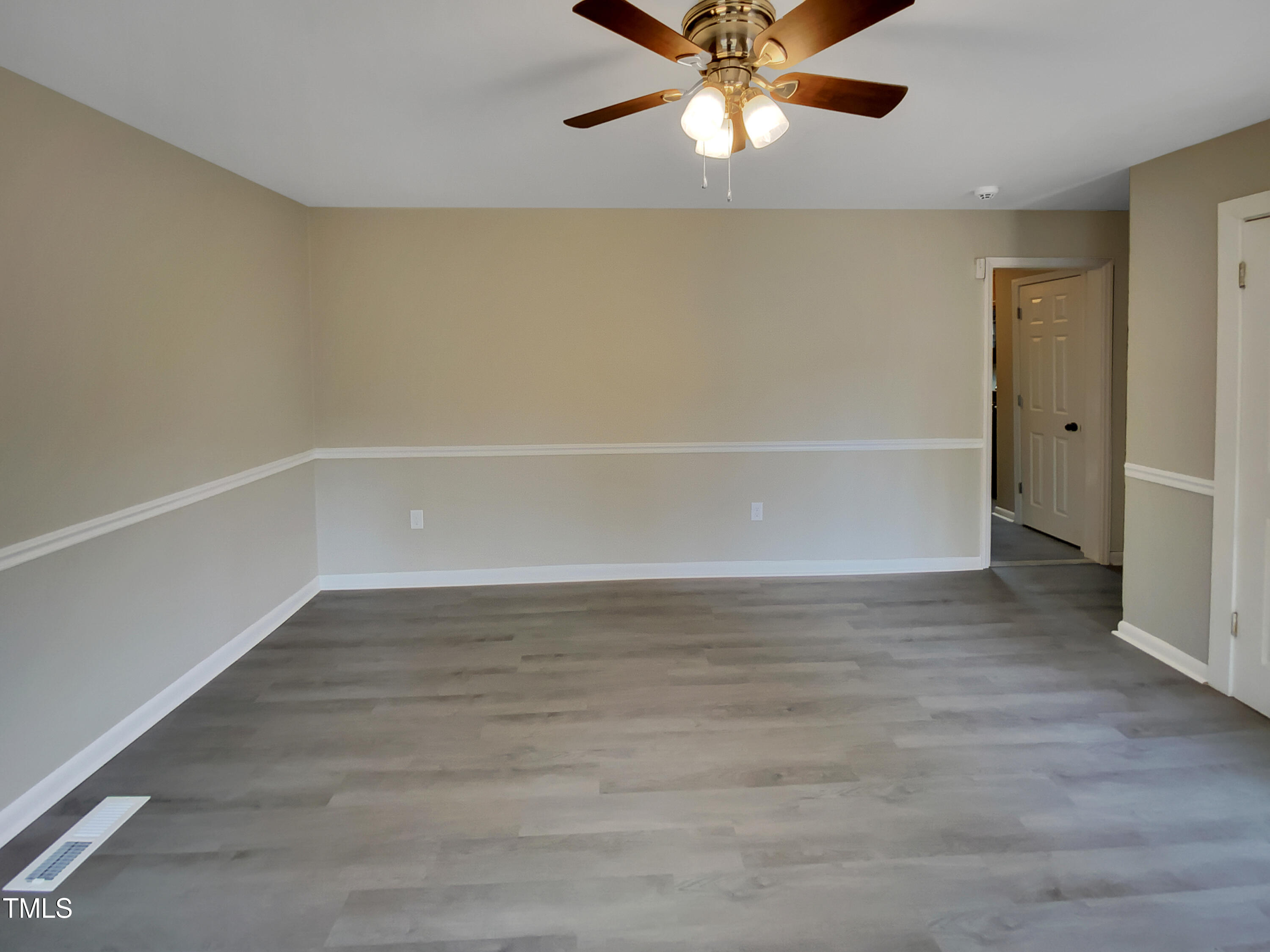 2412 Little John Road Raleigh, NC 27610 - Photo 17 of 20 listing_15
