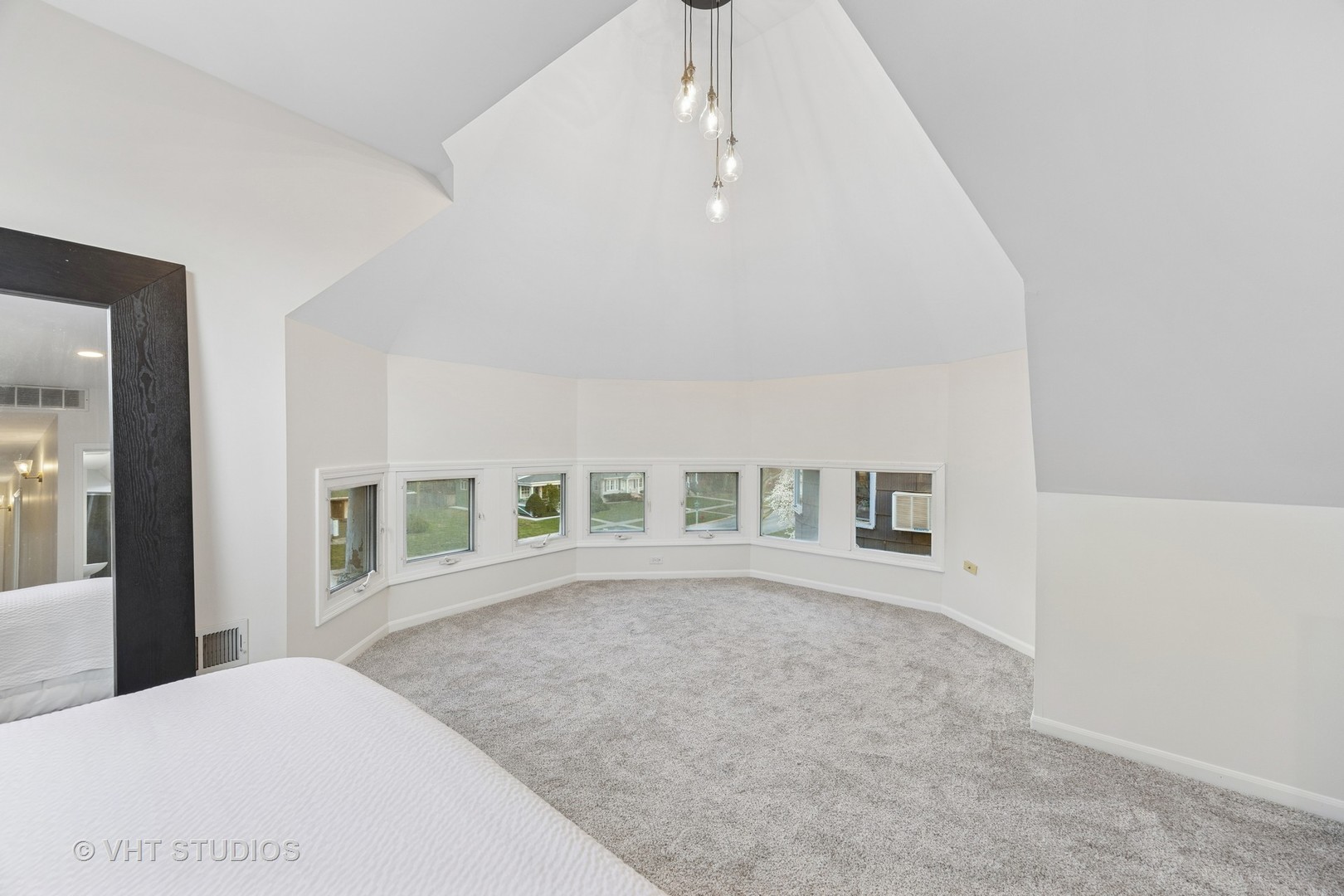 309 Wesley Avenue Oak Park, IL 60302 - Photo 42 of 56 a bedroom with a bed and a large window