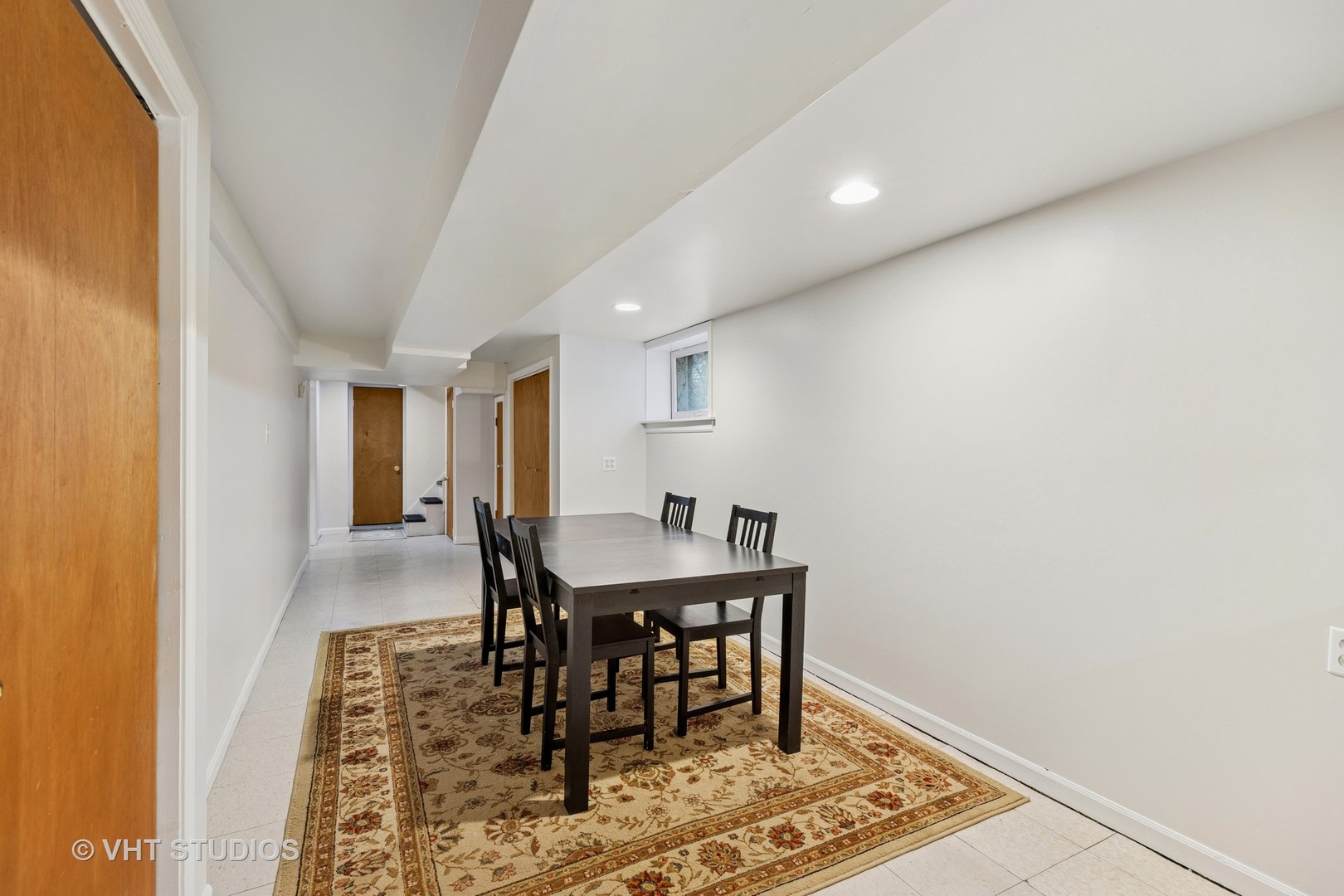 309 Wesley Avenue Oak Park, IL 60302 - Photo 52 of 56 a view of a dining room with furniture