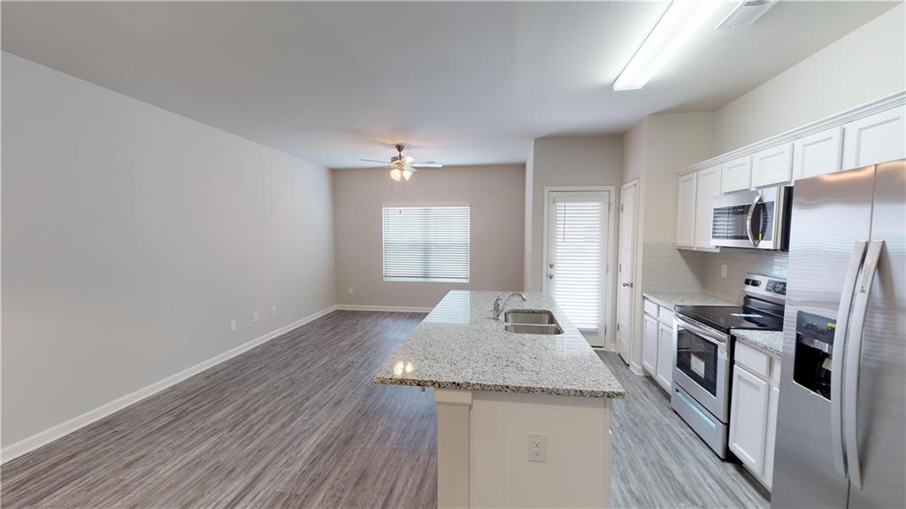 4048 Kingsbrook Boulevard Decatur, GA 30034 - Photo 11 of 34