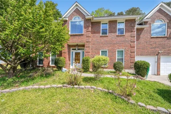 $2,800 | 10910 Willow Meadow Circle, Alpharetta, GA 30022