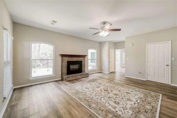 $2,800 | 10910 Willow Meadow Circle, Alpharetta, GA 30022