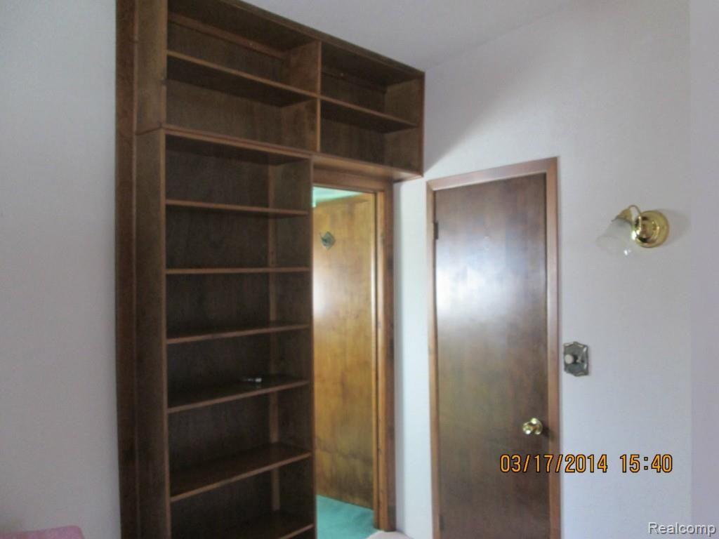 35620 Ridge Street Richmond, MI 48062 - Photo 26 of 32 IMG_0593.jpg