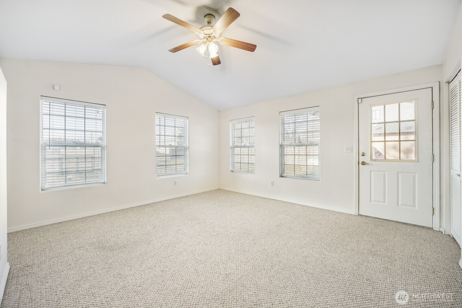 22624 82nd Avenue East Graham, WA 98338 - Photo 12 of 29