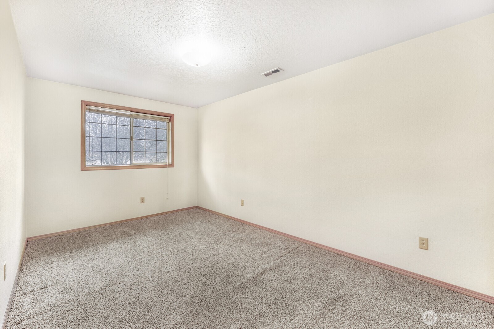 22624 82nd Avenue East Graham, WA 98338 - Photo 20 of 29