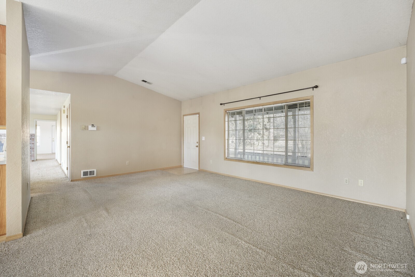 22624 82nd Avenue East Graham, WA 98338 - Photo 3 of 29