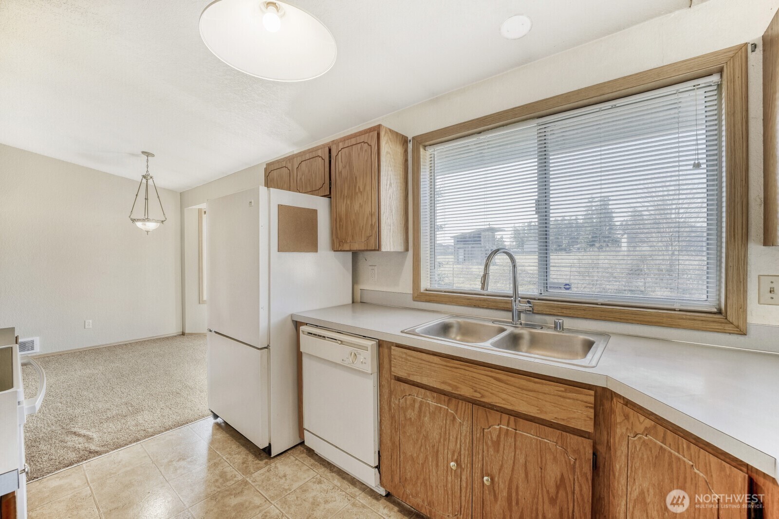 22624 82nd Avenue East Graham, WA 98338 - Photo 7 of 29