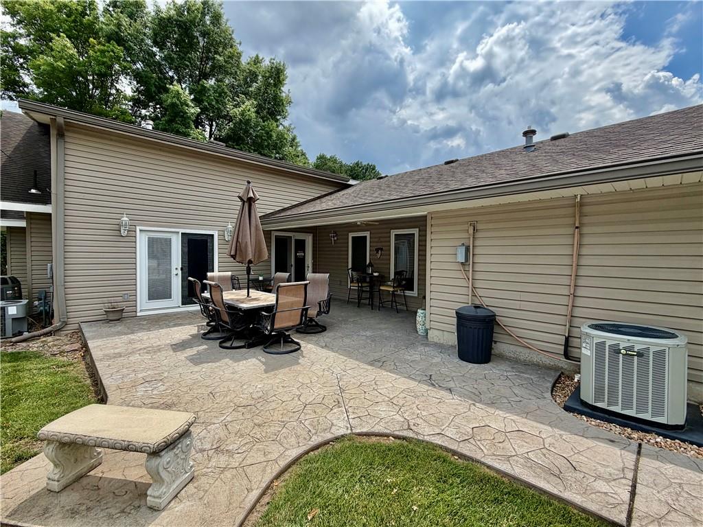 305 Fremont Street Wathena, KS 66090 - Photo 6 of 25