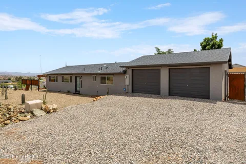 $299,000 | 17707 East Hummingbird Lane, Mayer, AZ 86333