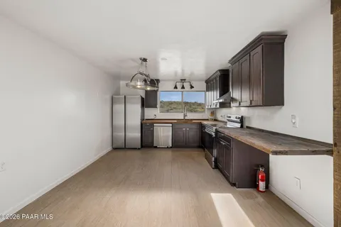 $299,000 | 17707 East Hummingbird Lane, Mayer, AZ 86333