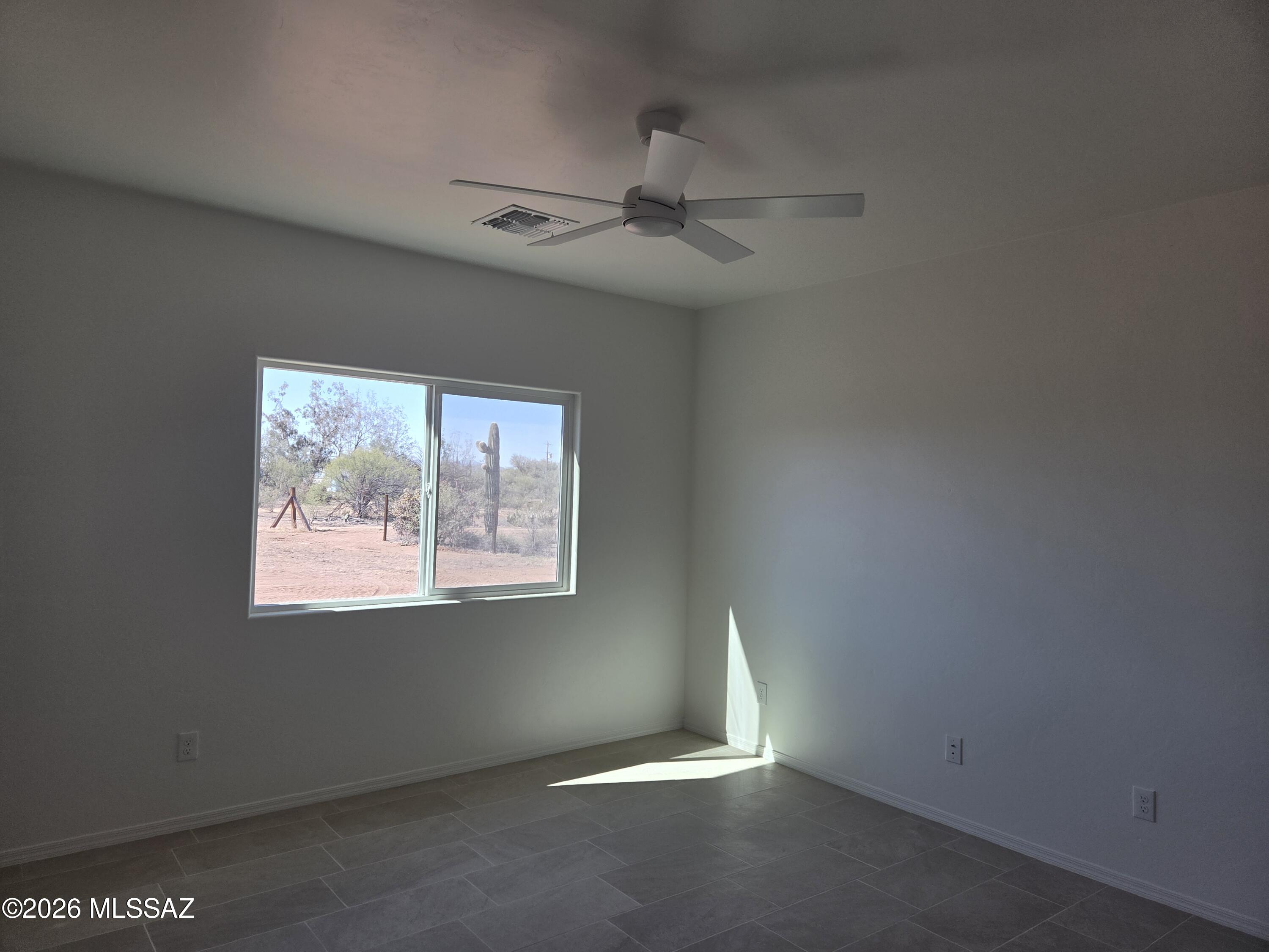 5892 North Chaparral Road Tucson, AZ 85743 - Photo 6 of 15 Gallery Image 6