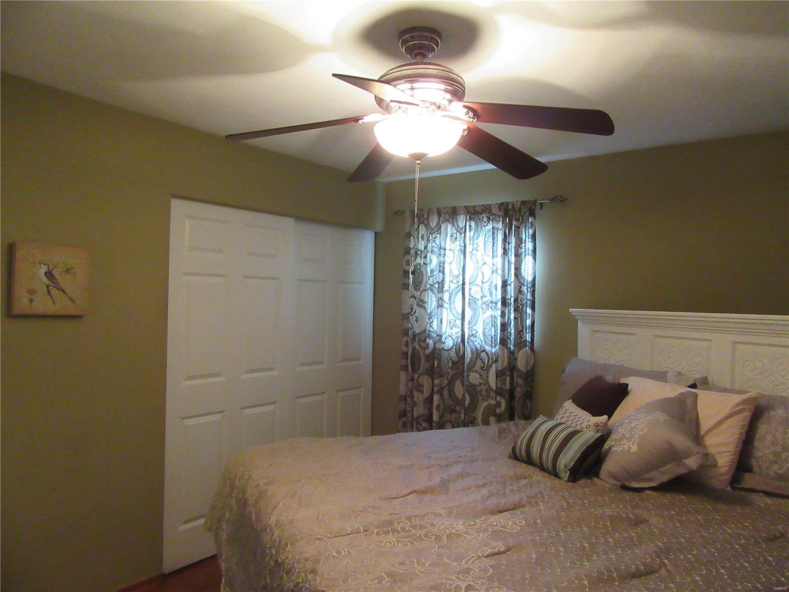 233 Ladue Road Belleville, IL 62223 - Photo 11 of 39 Gallery Image 11
