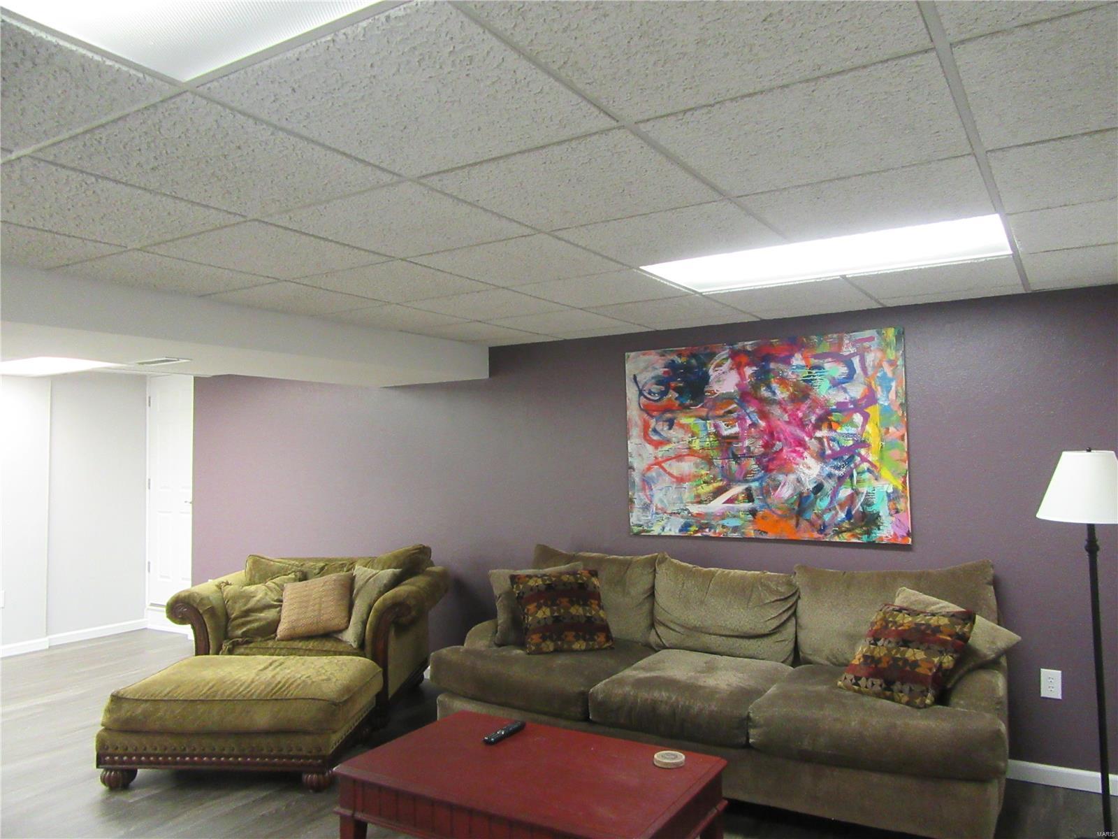 233 Ladue Road Belleville, IL 62223 - Photo 23 of 39 Gallery Image 23