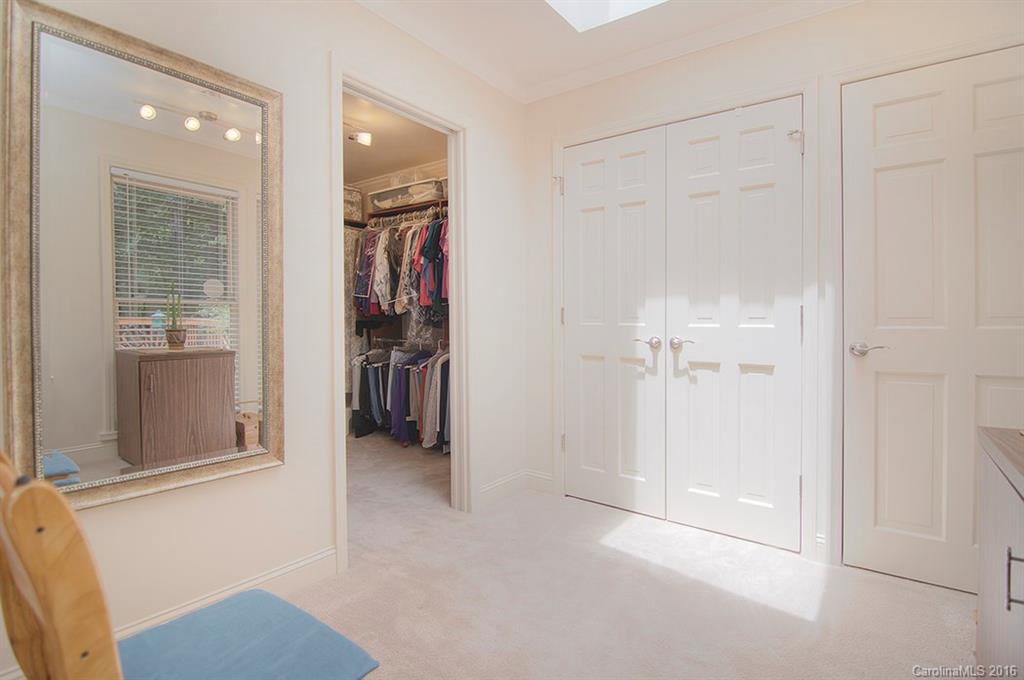 3001 Planters Ridge Road Charlotte, NC 28270 - Photo 16 of 24 a view of a hallway with closet and bathroom