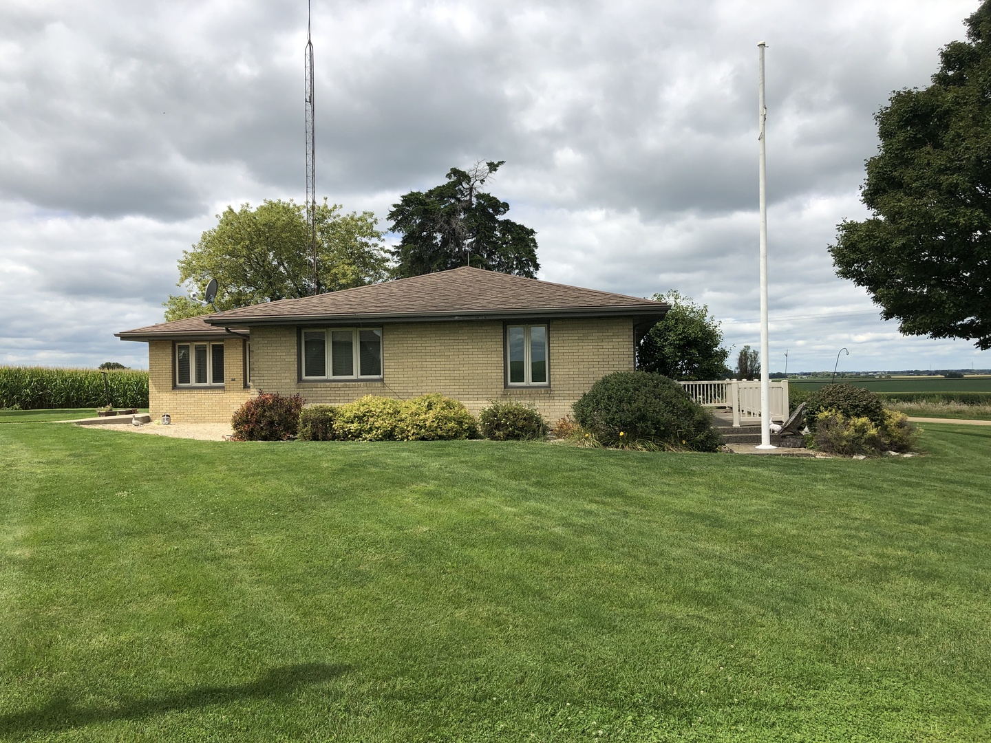 764 North 3450th Road Utica, IL 61373 - Photo 4 of 14
