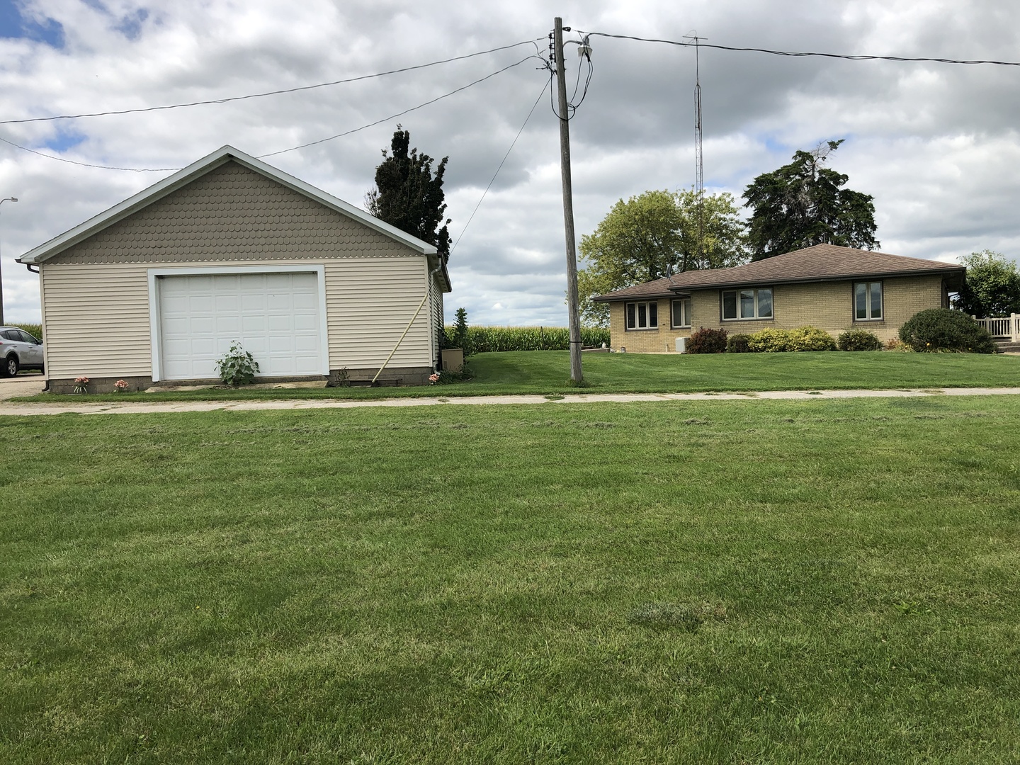 764 North 3450th Road Utica, IL 61373 - Photo 9 of 14