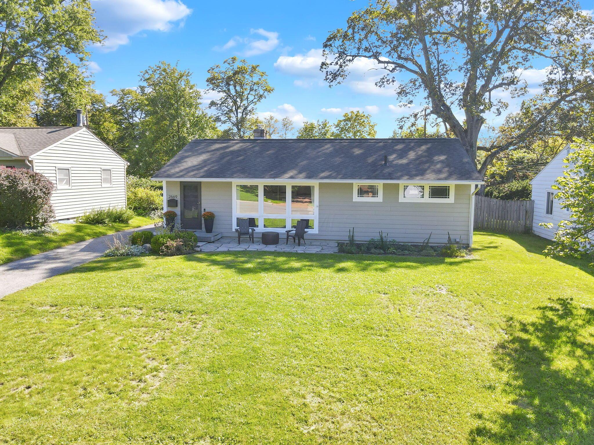 2669 Nottingham Road Columbus, OH 43221 - Photo 50 of 107 50-web-or-mls-DJI_0833