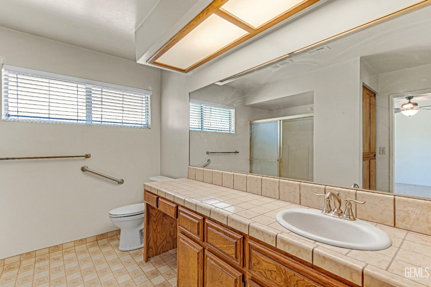 Undisclosed Address Bakersfield, CA 93307 - Photo 14 of 32