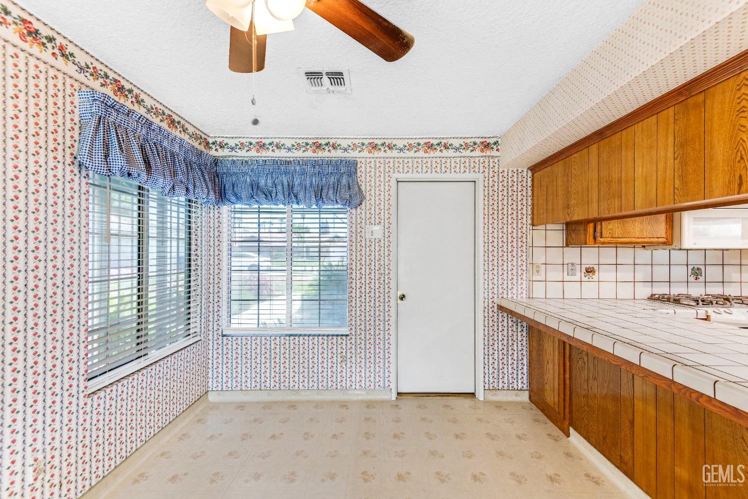 Undisclosed Address Bakersfield, CA 93307 - Photo 19 of 32