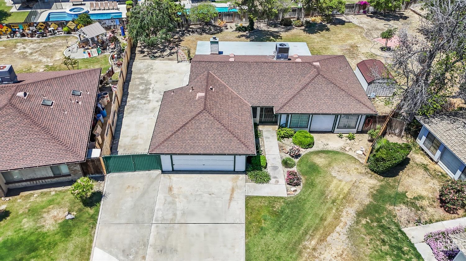 Undisclosed Address Bakersfield, CA 93307 - Photo 2 of 32