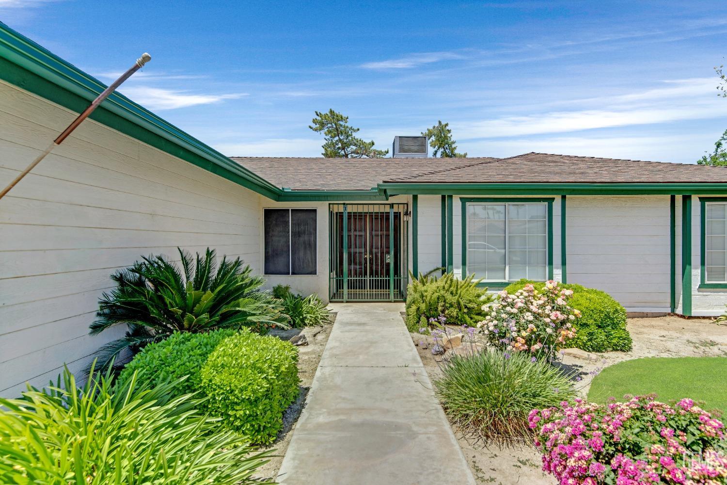 Undisclosed Address Bakersfield, CA 93307 - Photo 5 of 32