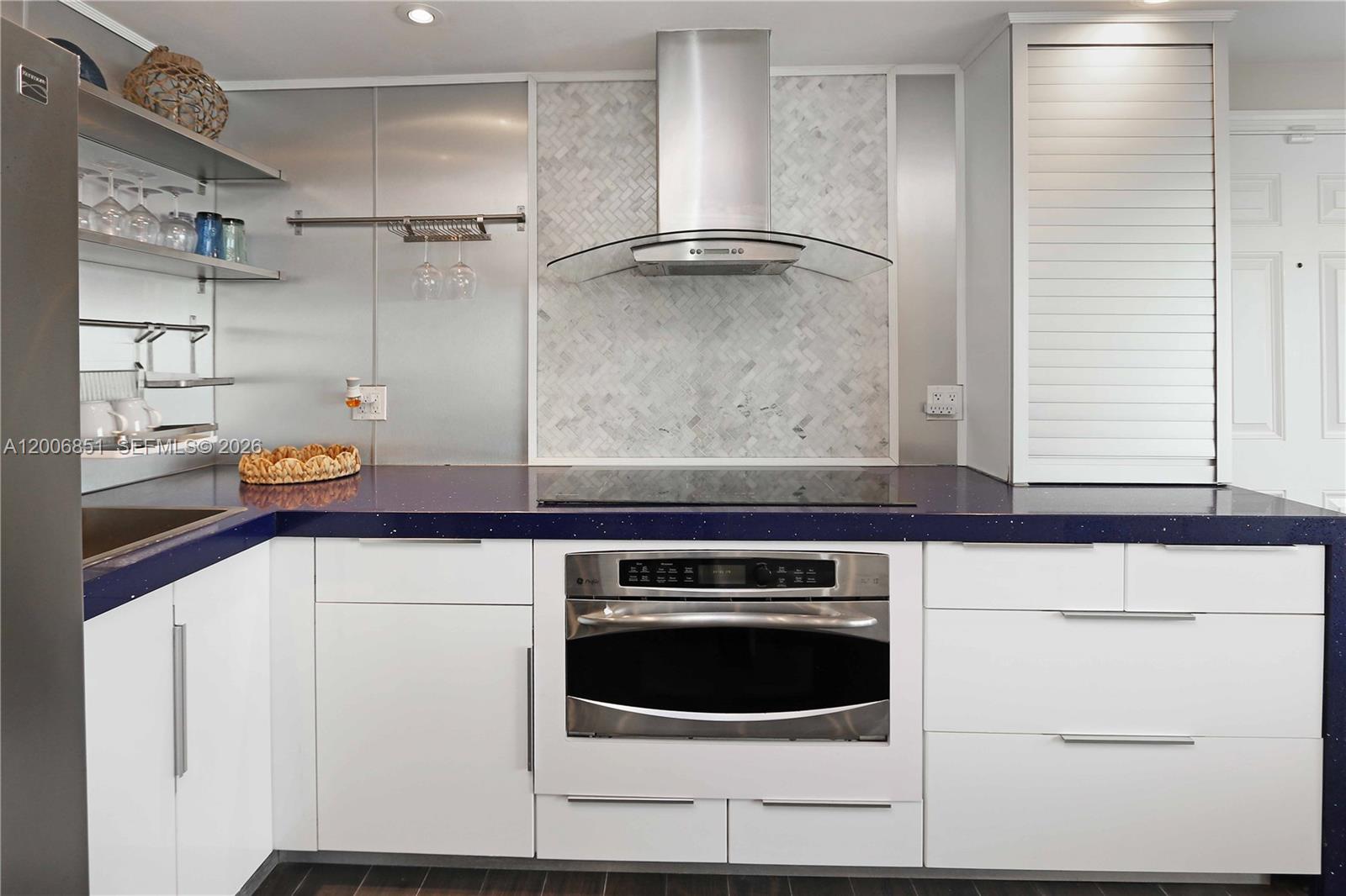 3300 North Surf Road, Unit 17A Hollywood, FL 33019 - Photo 14 of 38