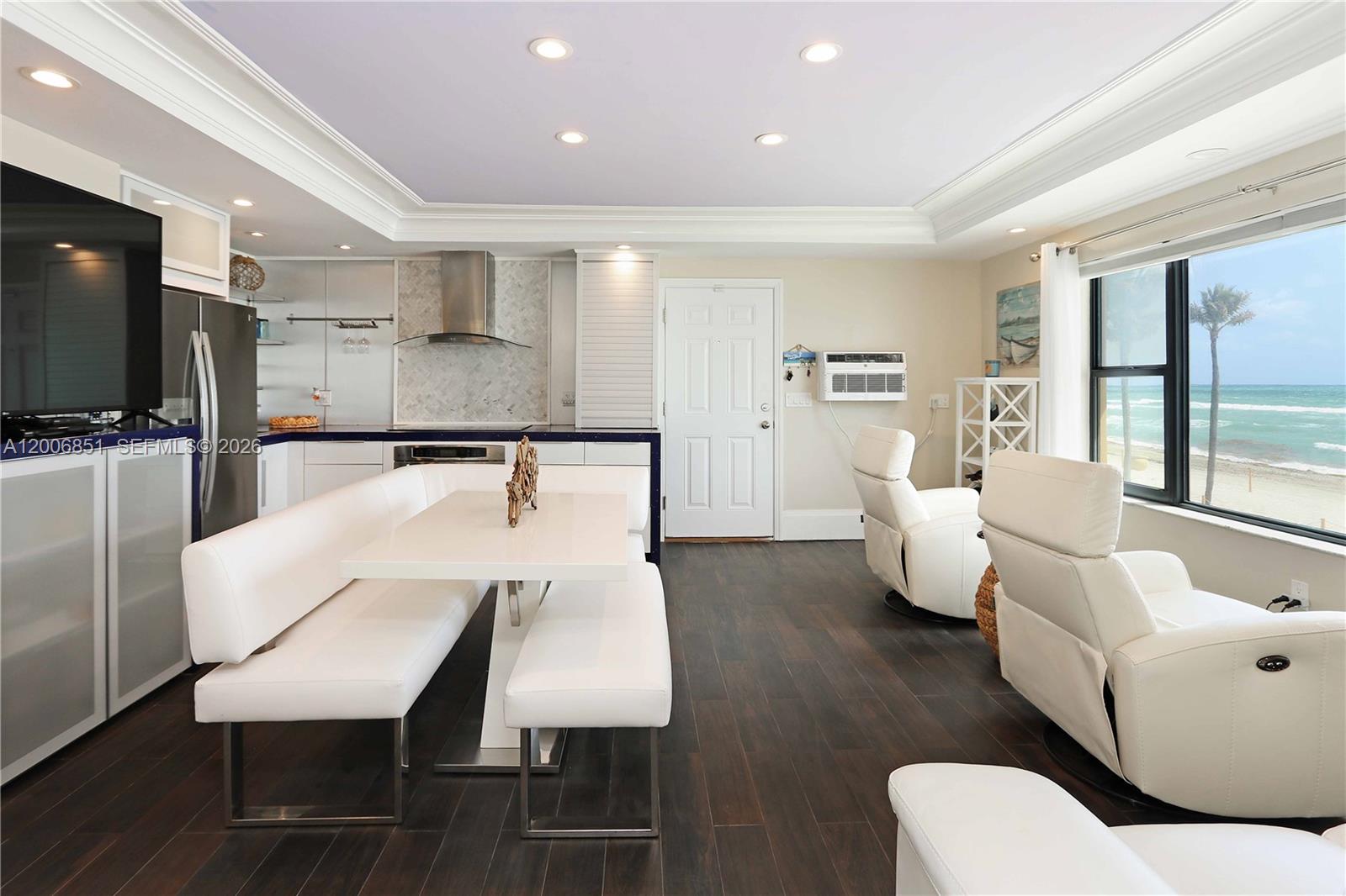 3300 North Surf Road, Unit 17A Hollywood, FL 33019 - Photo 15 of 38